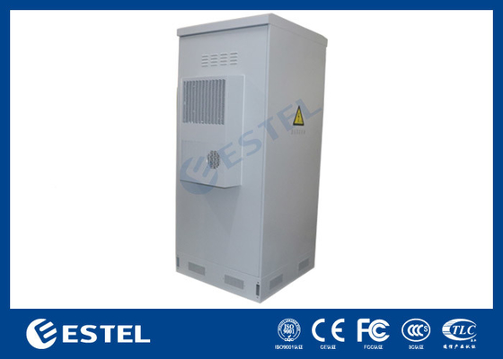 อินเทลเลนท์ Outdoor Integrated Telecom Cabinet พร้อมหน่วยการติดตามและเครื่องควบคุมอุณหภูมิ