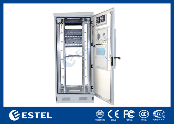อินเทลเลนท์ Outdoor Integrated Telecom Cabinet พร้อมหน่วยการติดตามและเครื่องควบคุมอุณหภูมิ