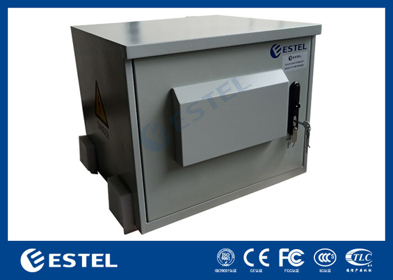 โพลิเอสเตอร์ Powder Coating Outdoor Telecom Cabinet With Two AC220V 50Hz Fans ET6060500A-9U กล่องโทรคมนาคมกลางแจ้งที่มีแฟน AC220V 50Hz สองตัว ET6060500A-9U
