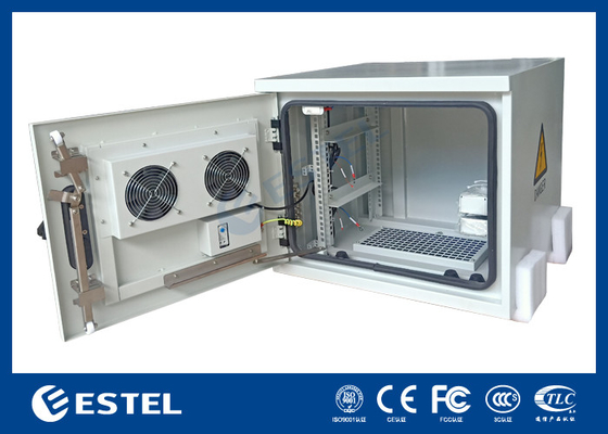 โพลิเอสเตอร์ Powder Coating Outdoor Telecom Cabinet With Two AC220V 50Hz Fans ET6060500A-9U กล่องโทรคมนาคมกลางแจ้งที่มีแฟน AC220V 50Hz สองตัว ET6060500A-9U