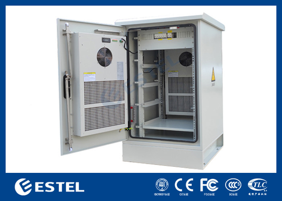 22U Outdoor Telecom Enclosure อุปกรณ์อิเล็กทรอนิกส์ที่กันอากาศ กระบวนการกระจายพลังงานที่กําหนดเอง