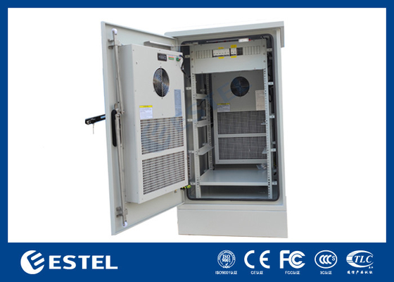 22U Outdoor Telecom Enclosure อุปกรณ์อิเล็กทรอนิกส์ที่กันอากาศ กระบวนการกระจายพลังงานที่กําหนดเอง