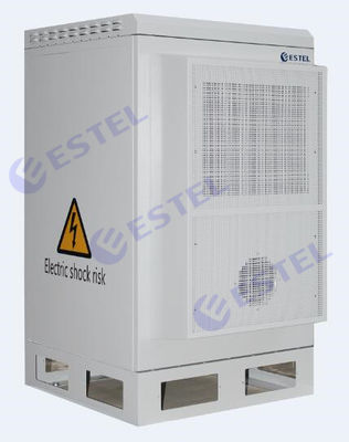 ตู้เหล็กติดผนังกลางแจ้งตู้ยึดเสาแบบยึดประเภทแบตเตอรี่พร้อมระบบระบายความร้อนด้วยตัวแลกเปลี่ยนความร้อน