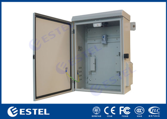 ติดผนังติดตั้งเสา IP55 หน่วยควบคุมการจราจรด้วยแผ่นหลังและ Din Rail