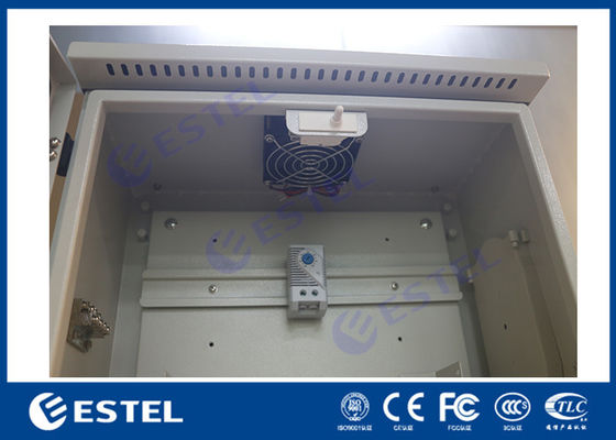 ติดผนังติดตั้งเสา IP55 หน่วยควบคุมการจราจรด้วยแผ่นหลังและ Din Rail