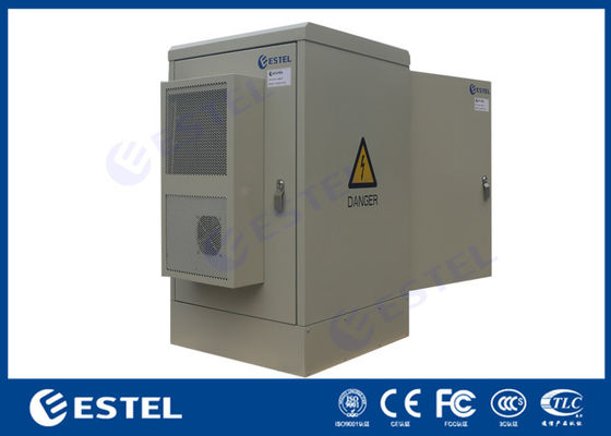 สองประตู 16U IP65 ตู้วางพื้นเทเลคอมกลางแจ้งพร้อมเครื่องปรับอากาศสำหรับระบายความร้อน
