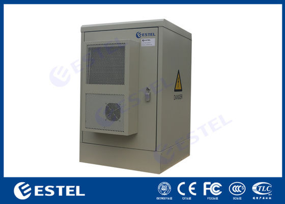 สองประตู 16U IP65 ตู้วางพื้นเทเลคอมกลางแจ้งพร้อมเครื่องปรับอากาศสำหรับระบายความร้อน